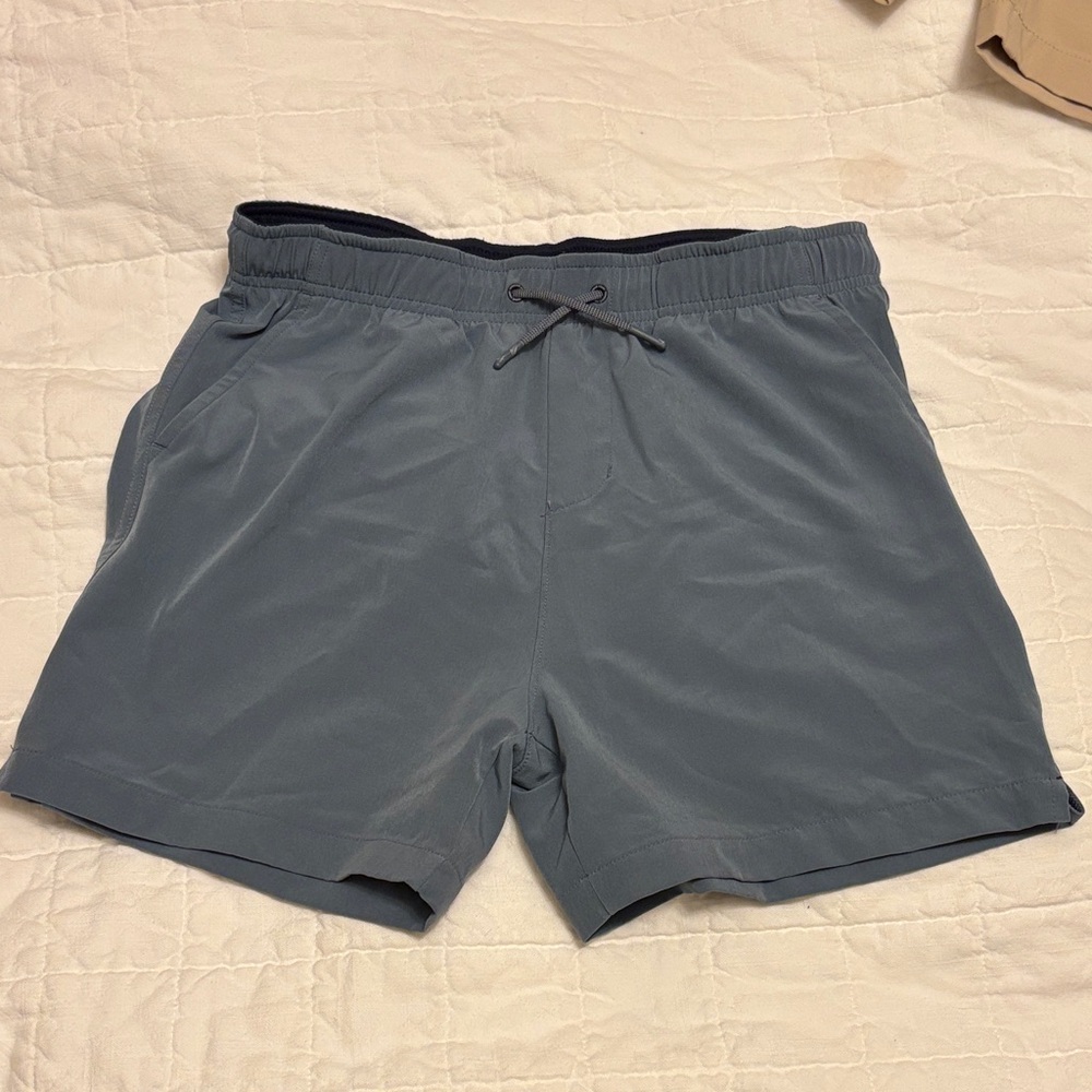 Vineyard Vines Boys' Pull-On Performance Shorts Size XL (18)